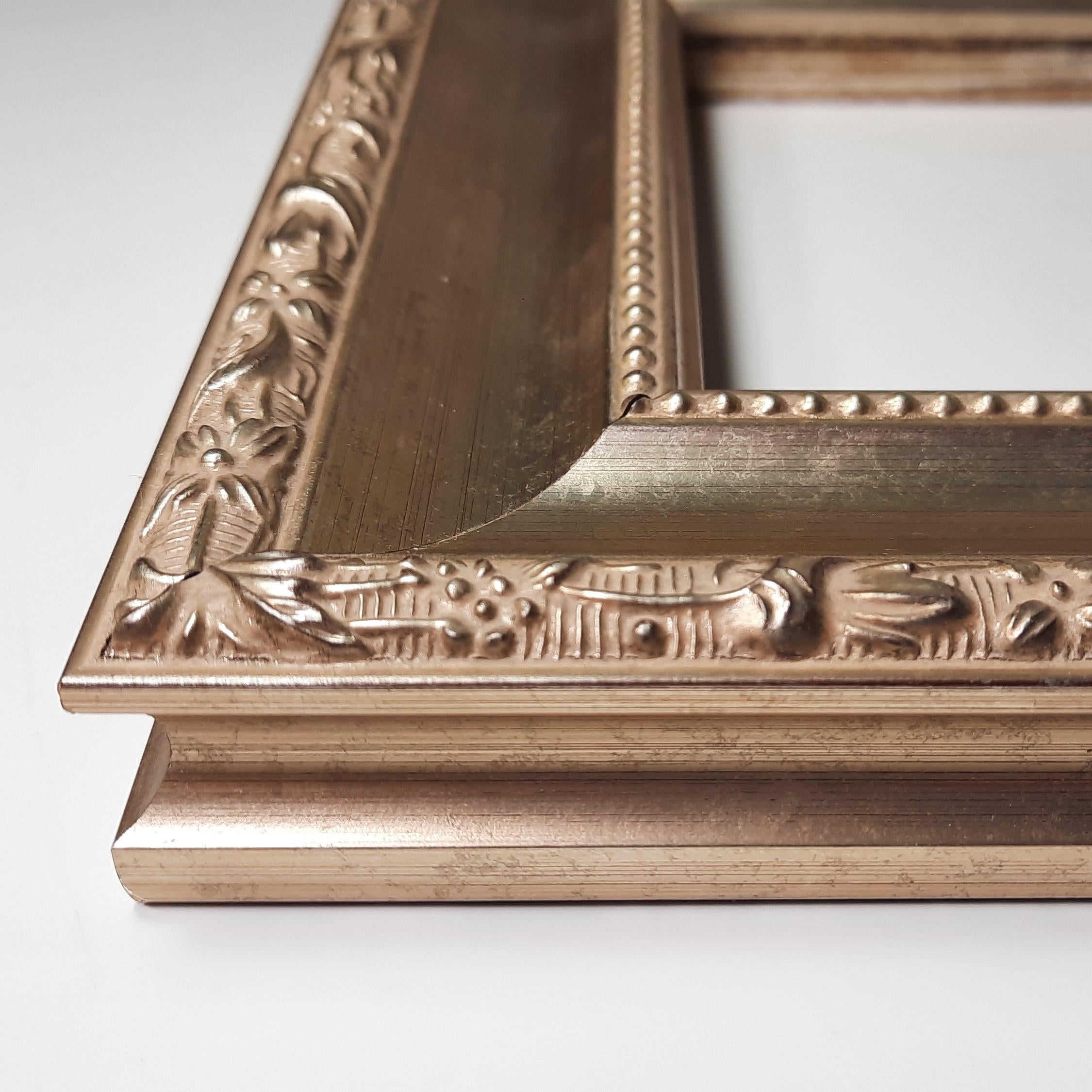 5x7 Classic Ornate Silver, Solid Wood Picture Frame with Scoop and Beaded Lip